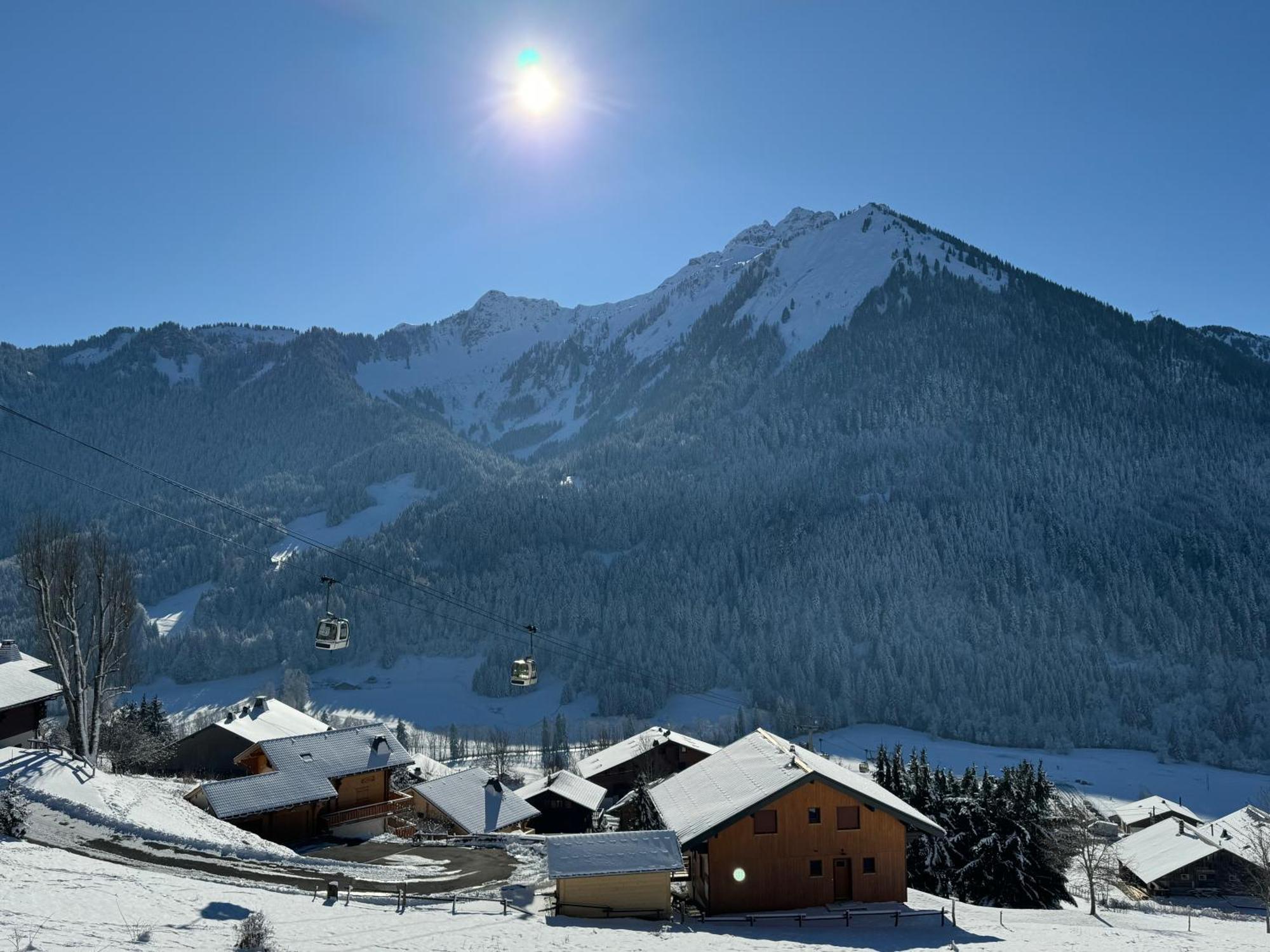 Charming, Cosy Chalet Nestled In A Breathtaking Surrounding With Spectacular, Stunning Mountain Views Abondance Kültér fotó