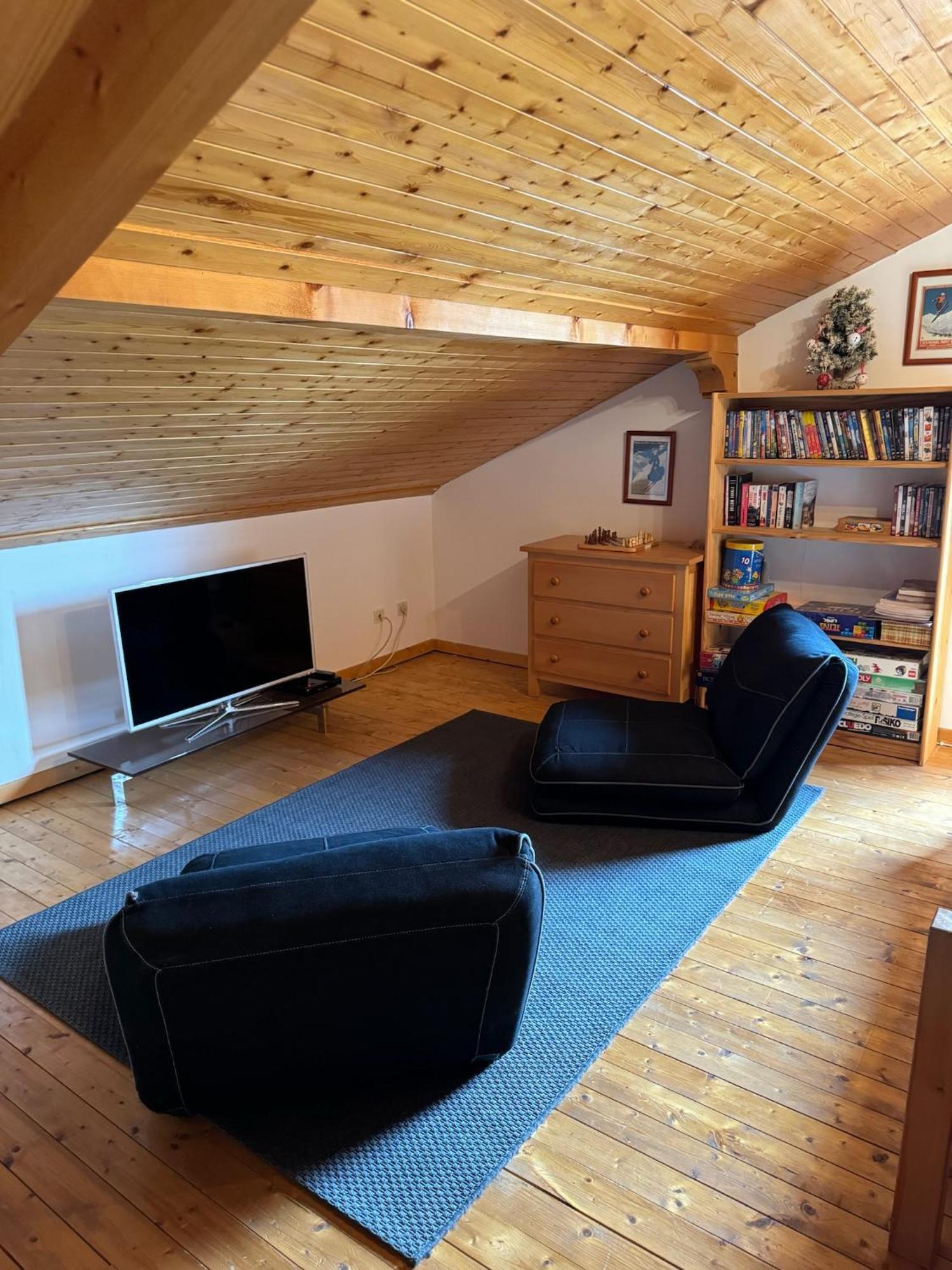 Charming, Cosy Chalet Nestled In A Breathtaking Surrounding With Spectacular, Stunning Mountain Views Abondance Kültér fotó