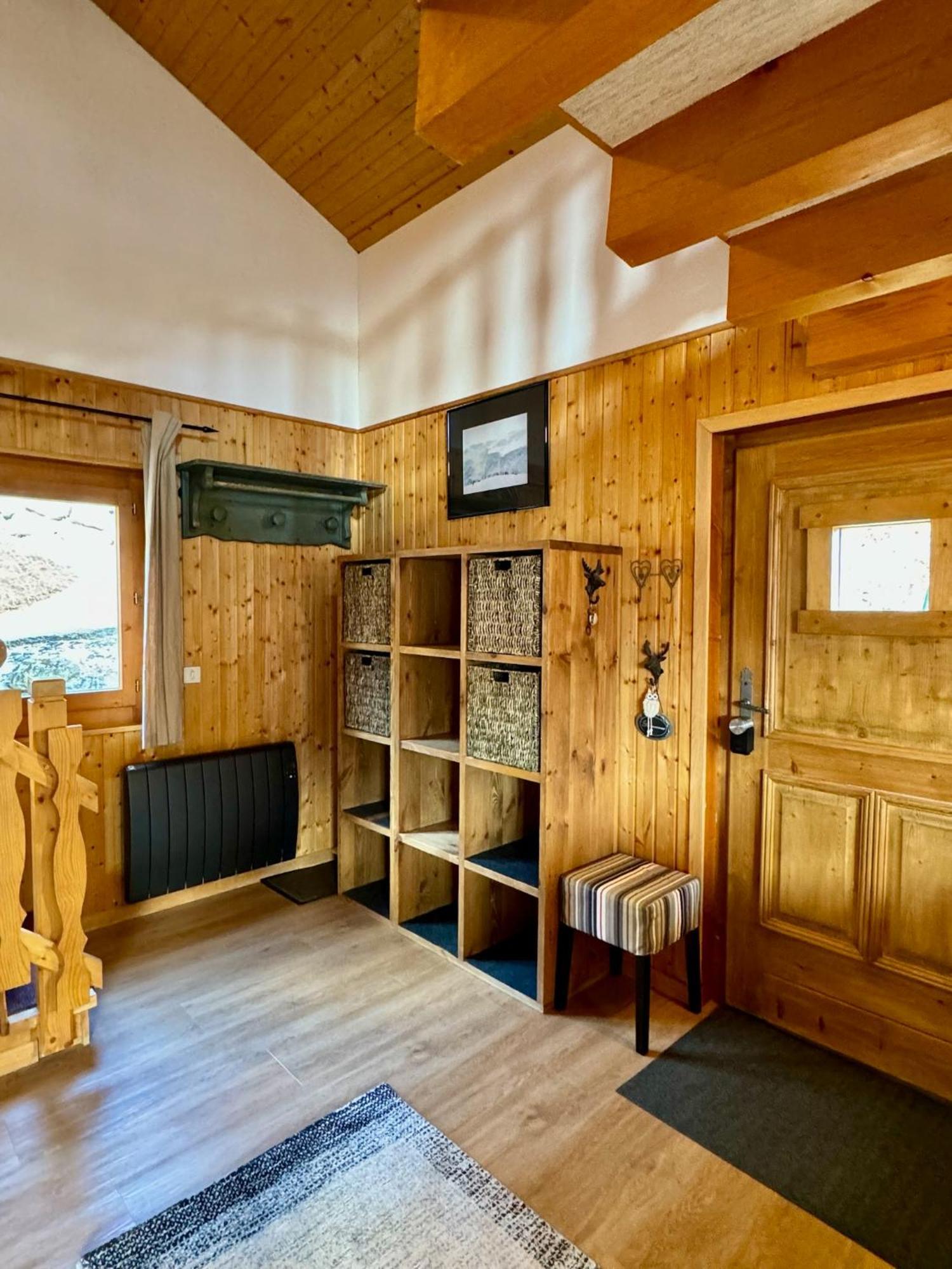 Charming, Cosy Chalet Nestled In A Breathtaking Surrounding With Spectacular, Stunning Mountain Views Abondance Kültér fotó