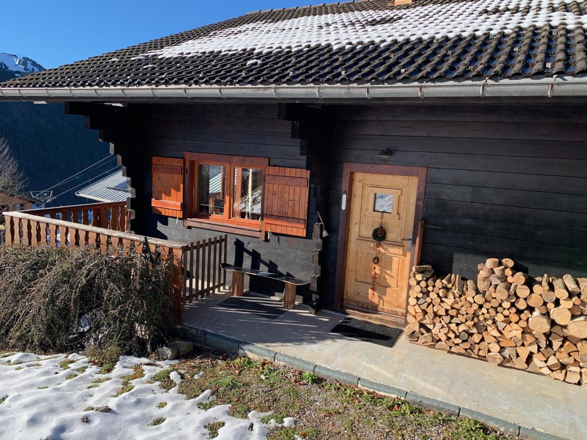 Charming, Cosy Chalet Nestled In A Breathtaking Surrounding With Spectacular, Stunning Mountain Views Abondance Kültér fotó