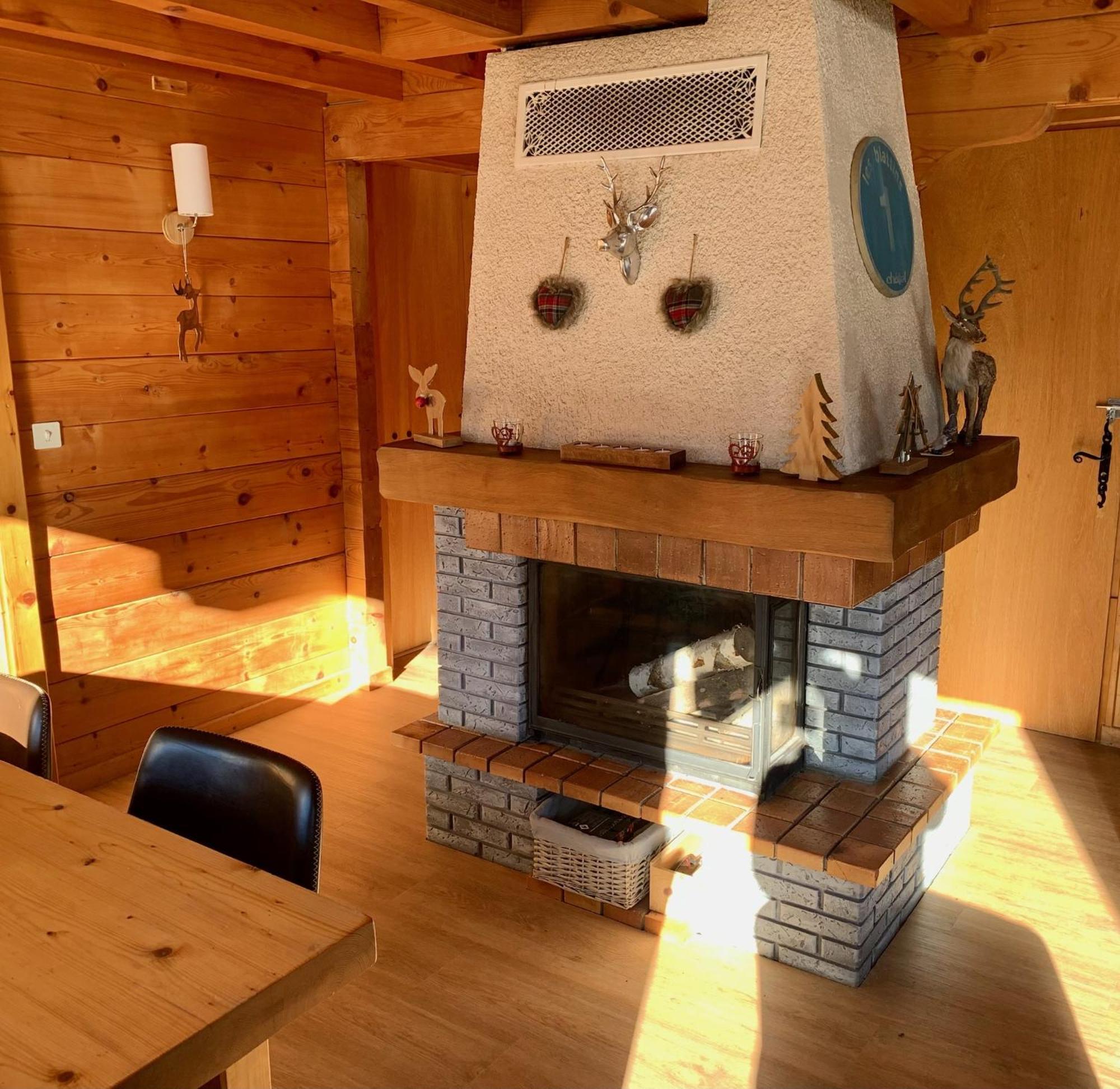 Charming, Cosy Chalet Nestled In A Breathtaking Surrounding With Spectacular, Stunning Mountain Views Abondance Kültér fotó